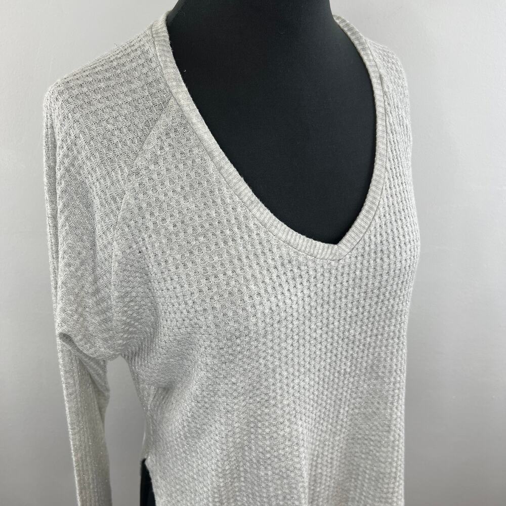 Velvet Graham & Spencer Gray Metallic V-Neck Long Sleeve Waffle Knit Top P XS - Picture 3 of 6